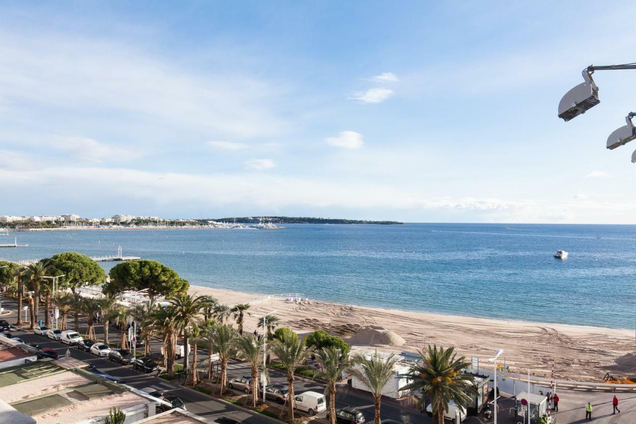 Violet, Bord De Mer Cannes Extérieur photo